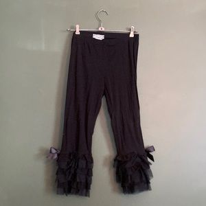 BLACK ruffle bottom leggings yoga pants